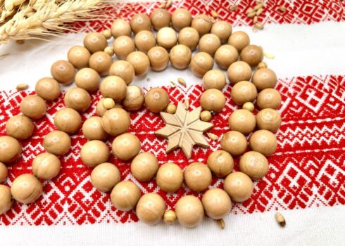 ВЕРВИЦЯ З ДЕРЕВА